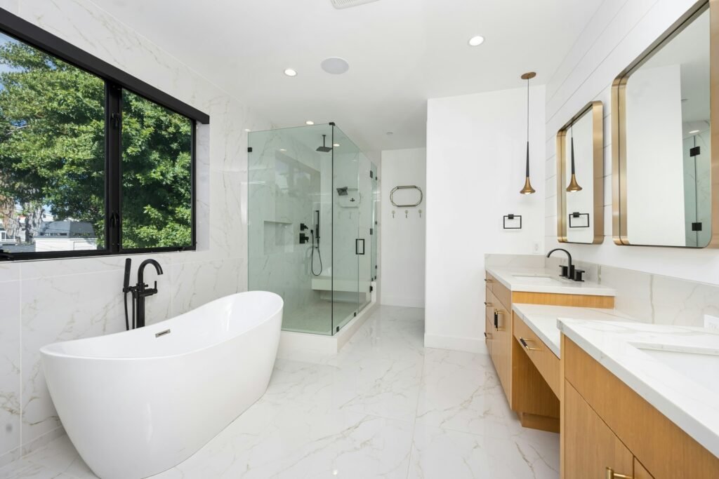 Marble bathroom with a freestanding tub